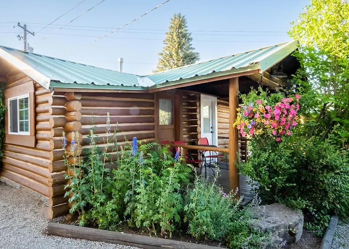 Lodge Log Pinedale