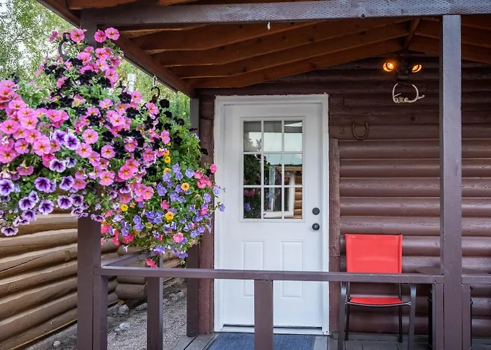 Log Lodge Pinedale