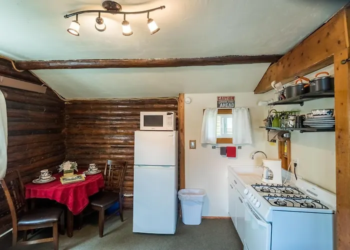 Log Lodge Pinedale