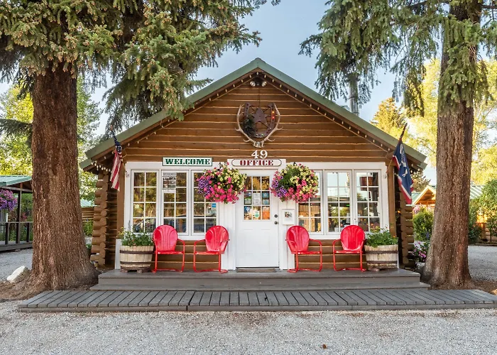 Log Lodge Pinedale